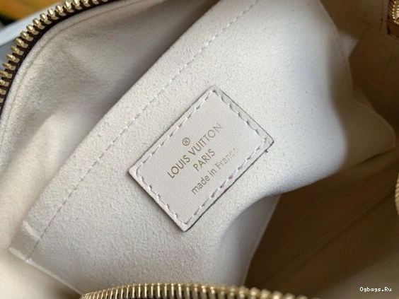 PETITE MALLE LOUIS SOUPLE VUITTON 0428